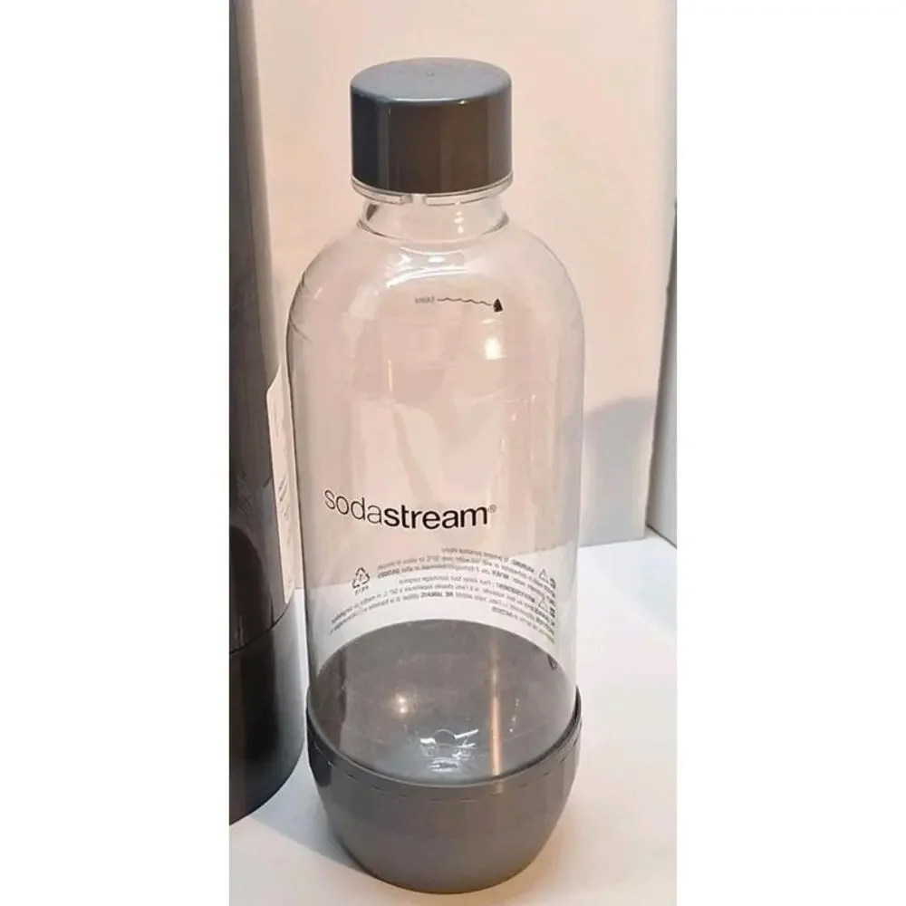 Sodastream JET Soda Maker Sparkling Water Machine Black w/ 2 Bottles Works - Picture 6 of 6